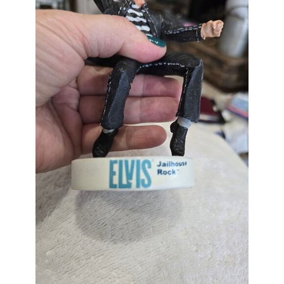 NWT Elvis Jailhouse Rock Bobble Head Head Knockers Black White Stripe - Picture 3 of 8